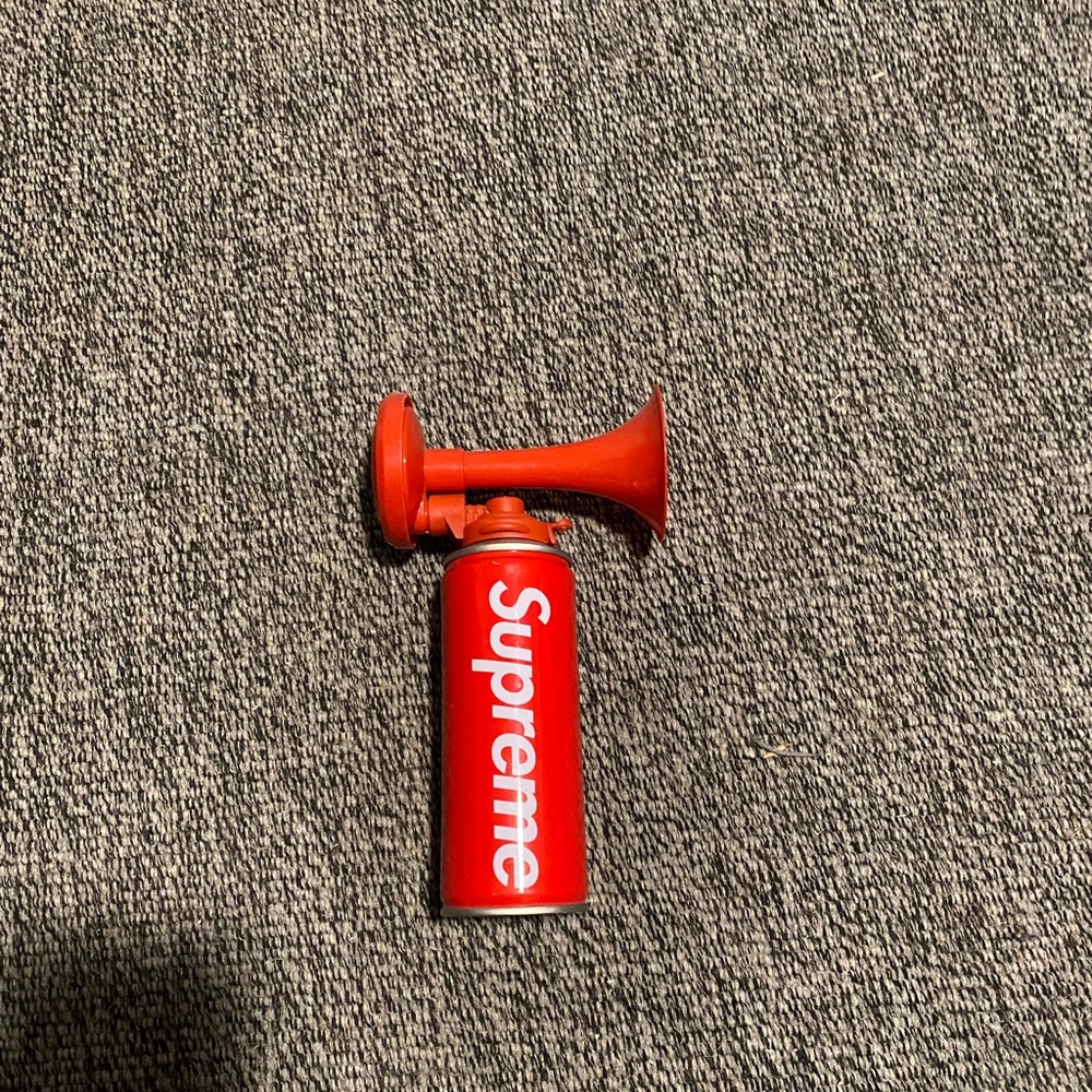 SUPREME AIR HORN